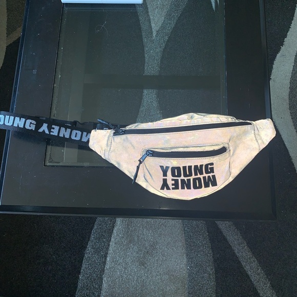 Young money bag - Picture 2 of 3